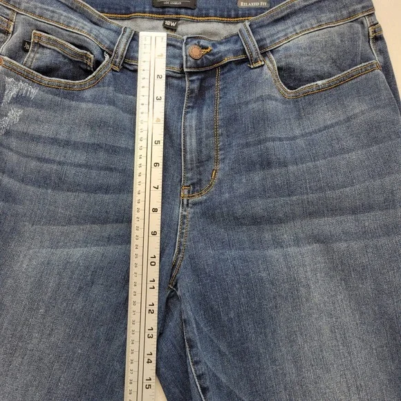 Judy Blue Relaxed Fit Jeans Women 18W Blue Medium Wash Distressed Denim - Picture 7 of 11